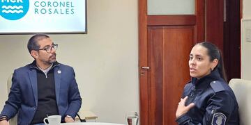 Rodrigo Aristimuño recibió a la oficial Eliana Argüello.