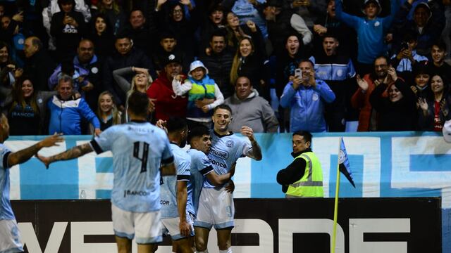 El gol del que siempre está. Pablo Vegetti se anotó en el 4-1 de Belgrano (Javier Ferreyra / La Voz).