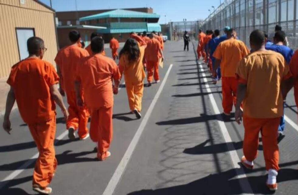 Los presos santafesinos comenzarán a usar uniformes de colores según su "peligrosidad"