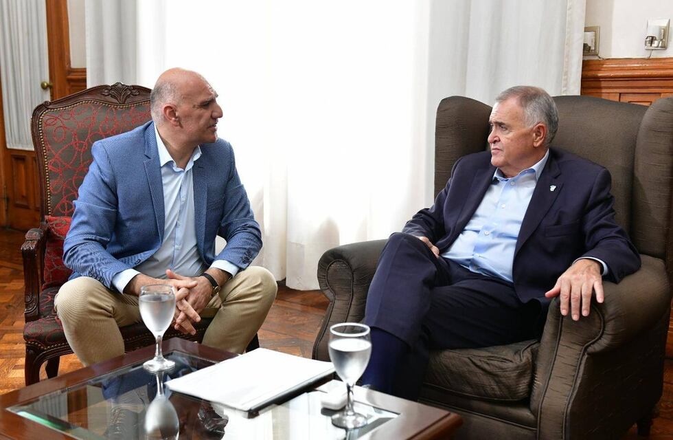 Reunión del Colegio Médico con el gobernador