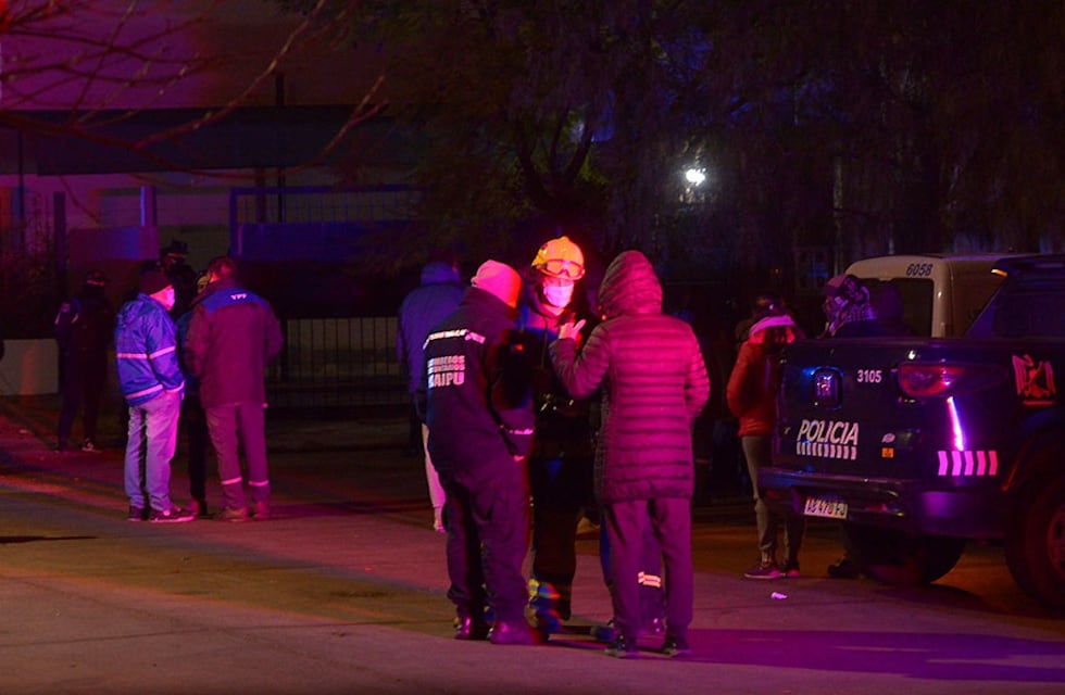 Cinco personas fallecieron intoxicados por monóxido de carbono en Godoy Cruz y una beba se salvó de milagro