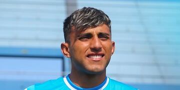 El juvenil firmó por esta temporada, con opción.