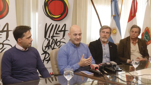Gómez Gesteira junto a representantes del sector