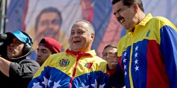 Diosdado Cabello, junto a Nicolás Maduro. Foto: AP/Archivo.