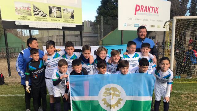 Equipo de Futbol de Arroyito en el Torneo de Canal 12