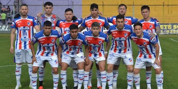 Rosario visita a Pacífico de Bahía en cancha de Comercial. (Foto: Prensa Rosario).