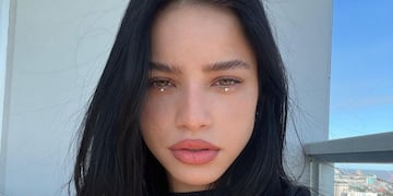 Emilia Mernes conquista en las redes.