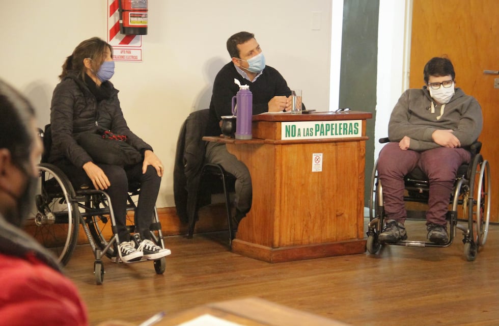 Un grupo de jóvenes presentó el proyecto de Accesibilidad Integral