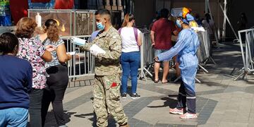 La vacunación avanza, en su segunda dósis.