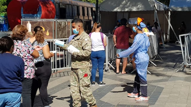 La vacunación avanza, en su segunda dósis.