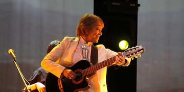 TERESA PARODI. Parodi hizo una noche de canciones deliciosas del repertorio de folklore.