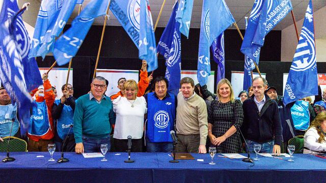 Felipe Concha: "también agradecemos al Gobernador por tener un gran gesto y trabajar con ATE".