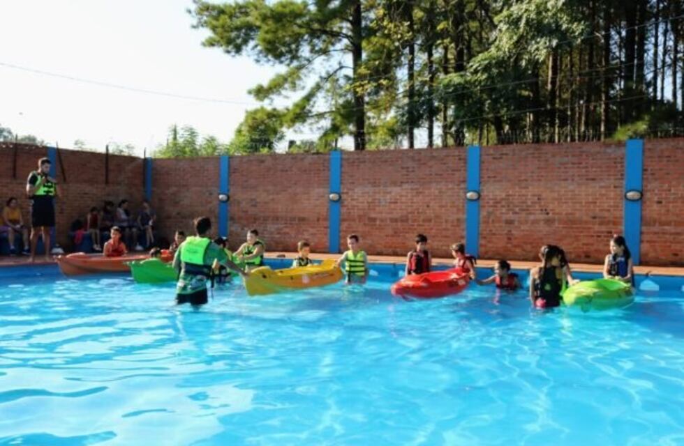 Iniciaron las actividades en la Escuela Municipal de Canotaje en Montecarlo