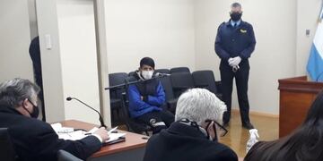 Adrián Laureano Arce (24) está acusado de tenencia de pornografía infantil y podría estar involucrado en un abuso sexual a un menor de 13 años.