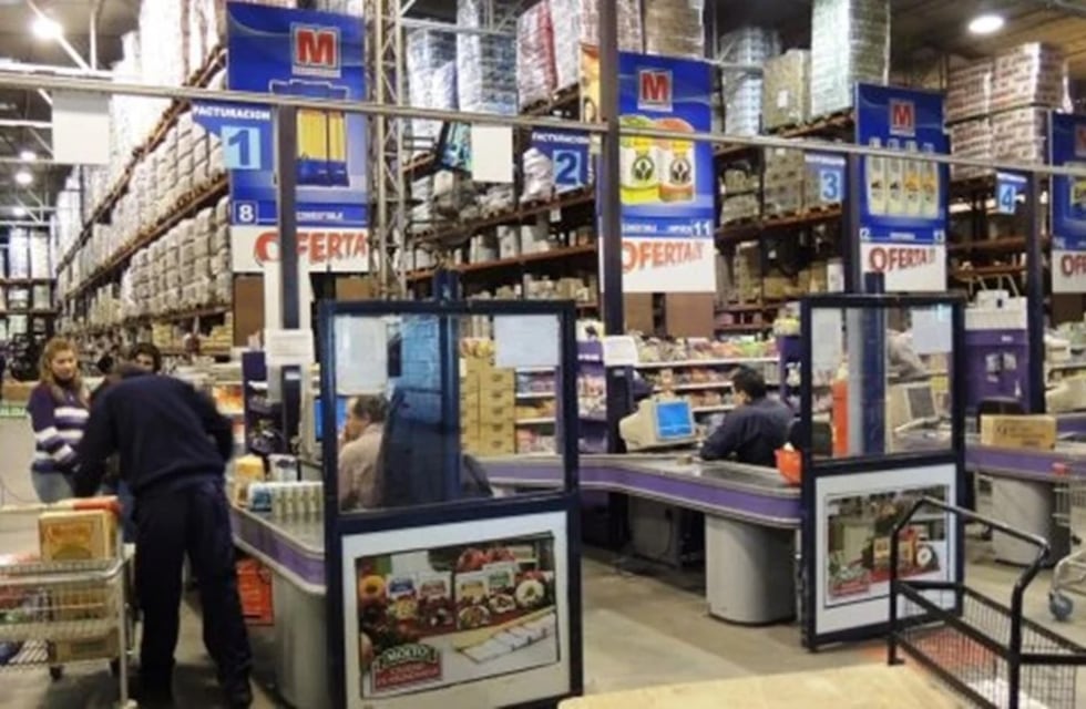 Posadas: clausuran el hipermercado Maxiconsumo por problemas de salubridad