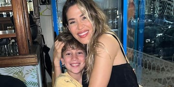 Jimena Barón y su hijo Momo
