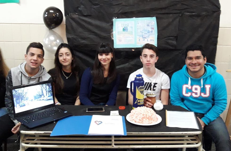 El emotivo recuerdo de un profesor por Agustina, la joven asesinada en Cipolletti