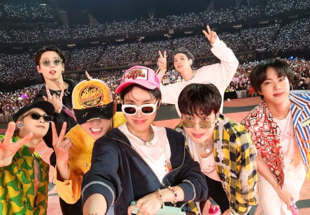 RM, Jin, J-Hope, Suga, V, Jimin y Junkook, miembros de BTS.