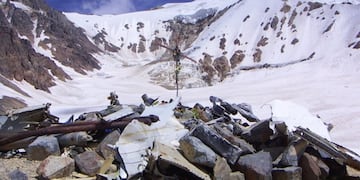 Cuánto cuesta una excursión al Valle de las Lágrimas, lugar donde está el avión de “La sociedad de la Nieve”