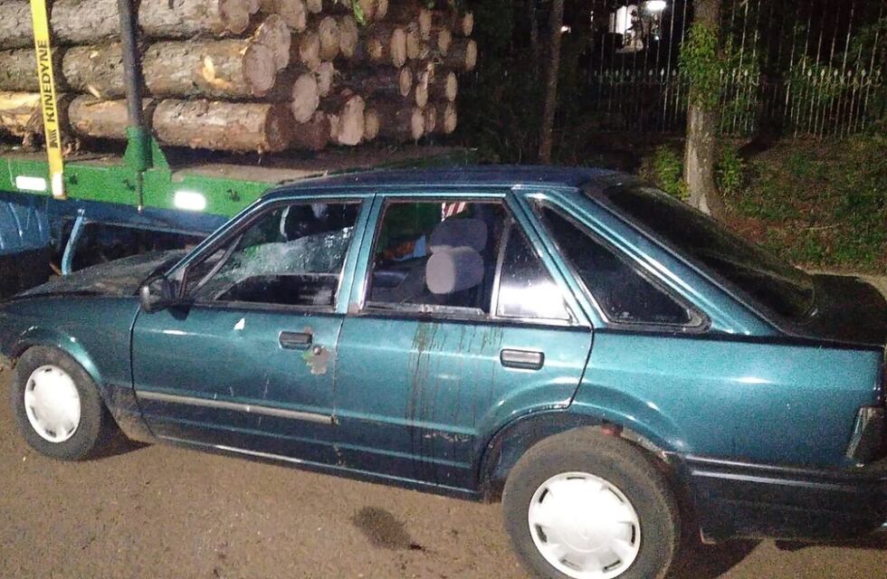 Joven conducía alcoholizado y se incrustó en un acoplado estacionado en San Ignacio