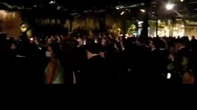 Fito Páez y Pablo Lezcano actuaron en una boda en Paraguay y procesaron a los invitados