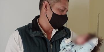 El efectivo salvó al bebé que se había descompensado.
