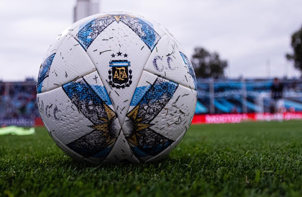 Una vez más, la AFA cambiaría el formato del torneo de la Liga Profesional: cómo sería