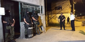 Inseguridad: aprehenden a dos miembros de una banda delictiva en allanamientos