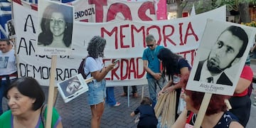 Mendoza marcha por la Memoria, Verdad y Justicia a 47 años del golpe militar en Mendoza.