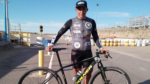 Matías Pollio se consagró campeón del Invernal de Mountain Bike.