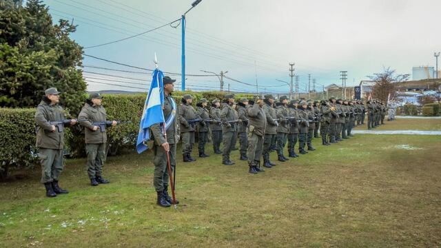 Acto por el 39° aniversario de la creación del Escuadrón Núcleo 44 “Ushuaia”