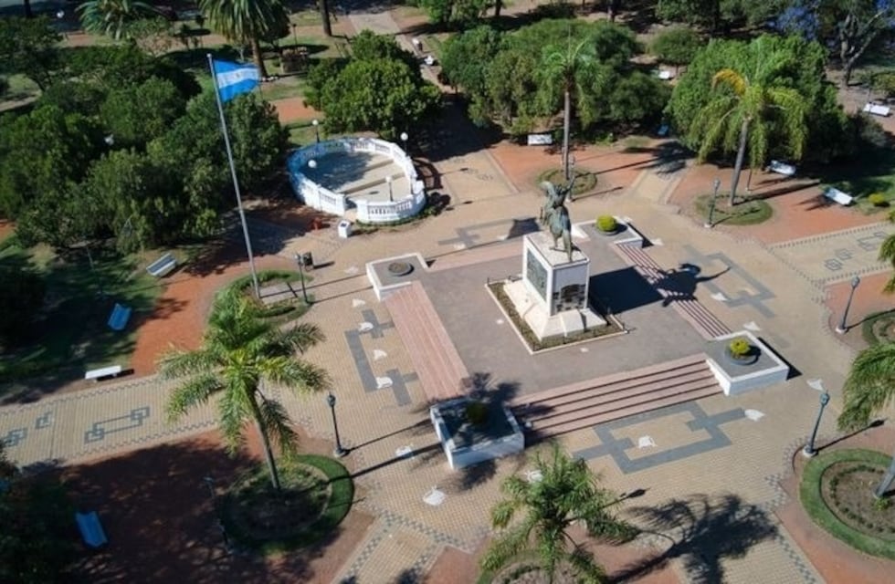 Plan de modernización de la Plaza 25 de Mayo: el Gobierno municipal renovará las luminarias