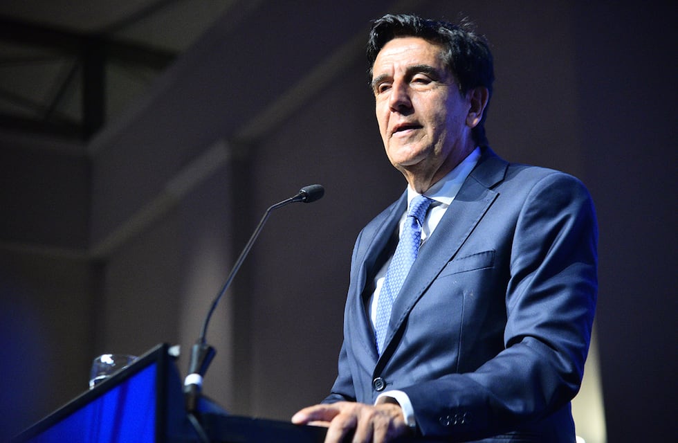 Carlos Melconian cruzó a Javier Milei: “Cuando el dólar sube se hace puré el salario, hermano”