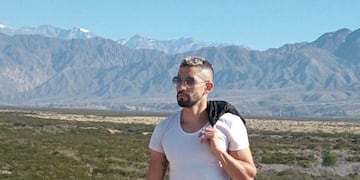 Sergio Camarggo bailarín mendocino.