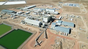 Vista aérea de la planta del proyecto de litio Cauchari-Olaroz, en la Puna jujeña, el tercer yacimiento argentino y segundo jujeño que ya produce el mineral.
