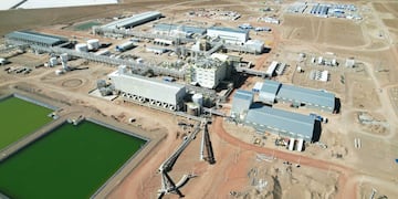 Vista aérea de la planta del proyecto de litio Cauchari-Olaroz, en la Puna jujeña, el tercer yacimiento argentino y segundo jujeño que ya produce el mineral.
