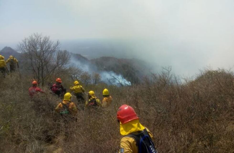 Desde Defensa Civil informaron que los focos de incendio están controlados