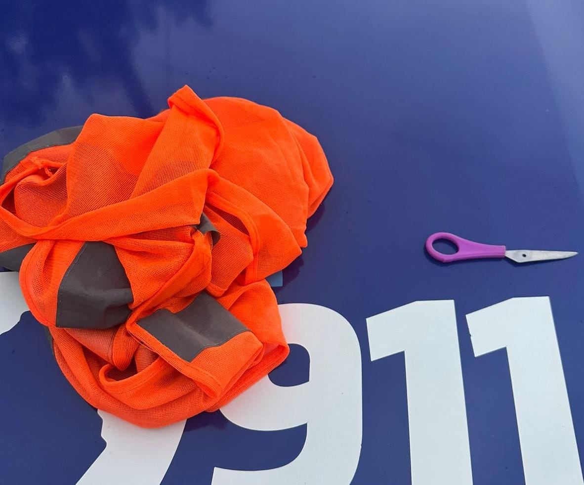 Los elementos secuestrados tras el operativo en barrio Las Rosas, Villa Allende.