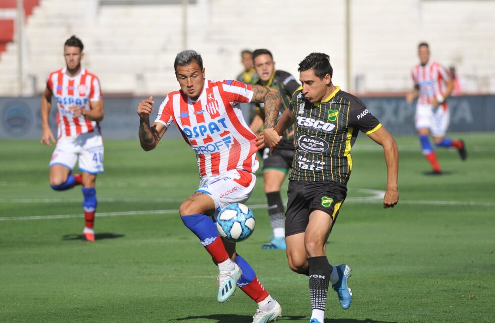 Unión cayó sin atenuantes en casa ante los suplentes de Defensa y Justicia