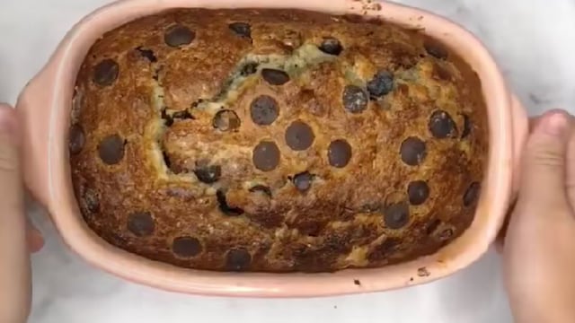 Cómo hacer budín de banana fácil y rápido.