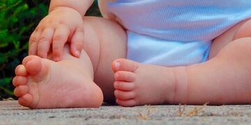 Una sanjuanina torturó a su bebé cortándolo y dejándolo al sol con 40°