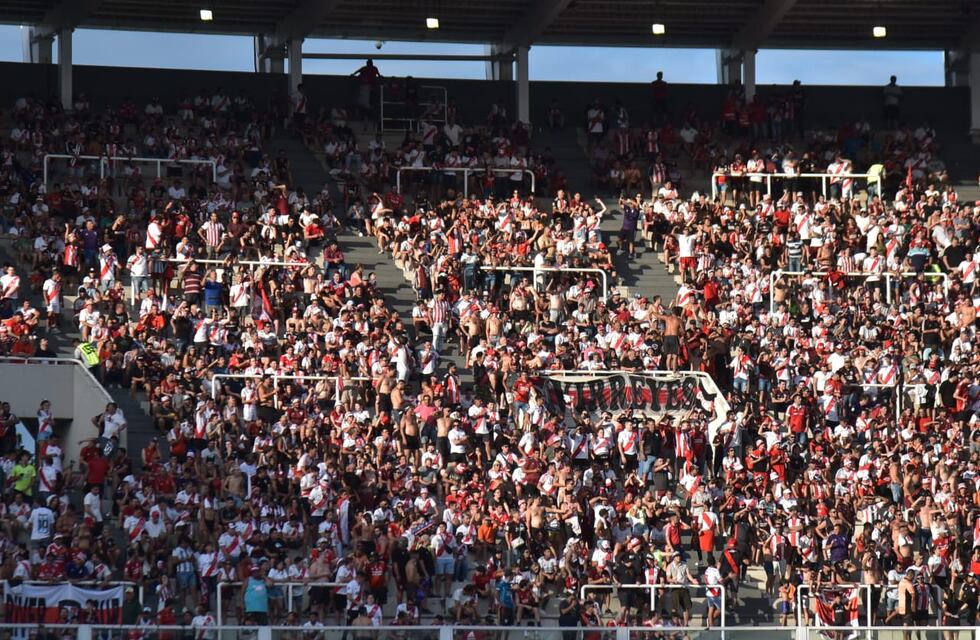 El operativo de seguridad para el River-Banfield en Córdoba