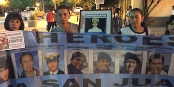 Familiares de los nueve marinos oriundos en Jujuy que integraban la dotación del ARA San Juan.