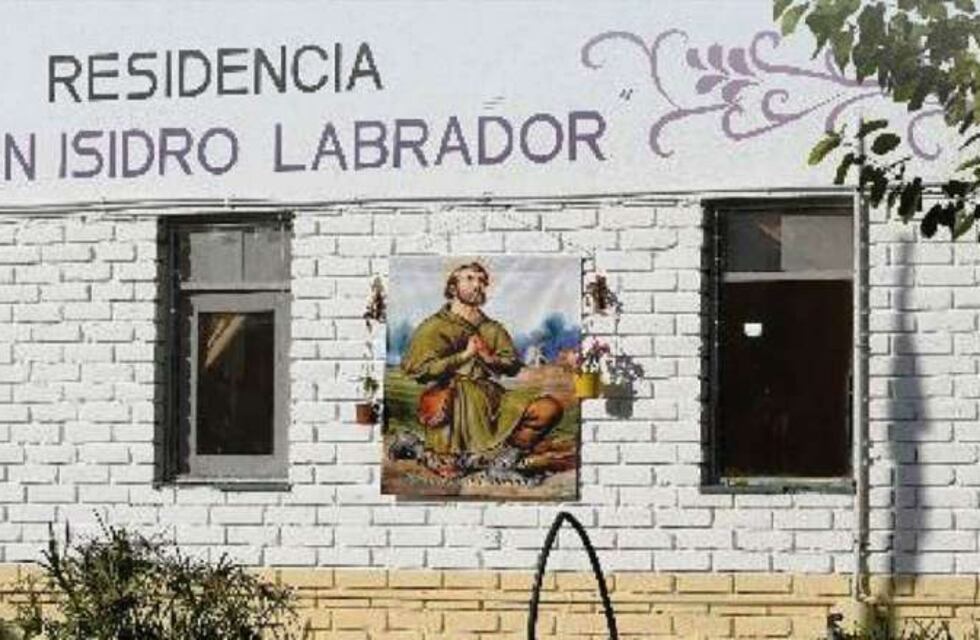 Era cuidadora de un hogar en Mendoza y la echaron por vaciarle la cuenta bancaria a un anciano