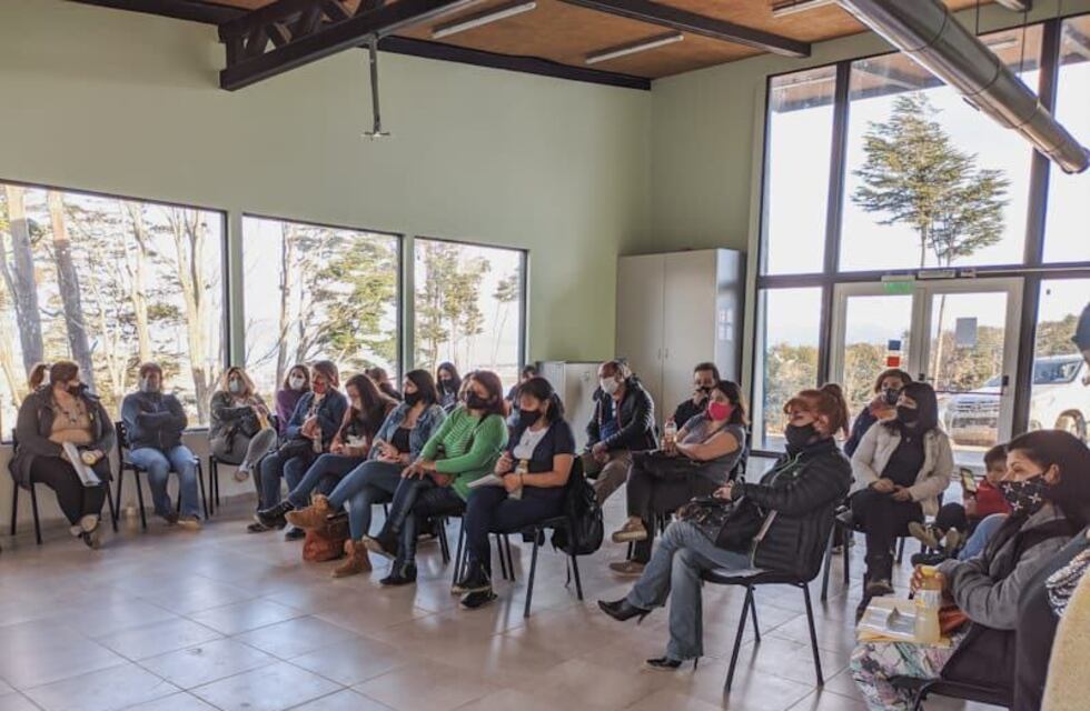 Mes de las infancias: la Municipalidad coordina actividades en el con el Consejo Social de Emergencia