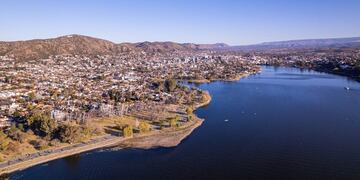 Turismo y sol en Carlos Paz