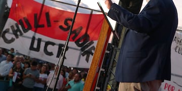 El intendente radical de San Salvador de Jujuy, Raúl Jorge, lanzó su campaña electoral con miras a las elecciones del próximo 7 de mayo donde buscará conseguir su quinto mandato consecutivo al frente de la administración de la principal ciudad de la provincia.