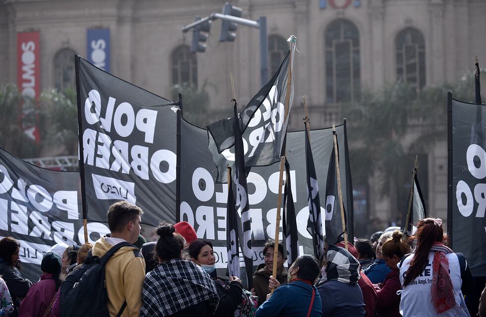 El Gobierno resolvió que los planes sociales Potenciar Trabajo y Progresar no son incompatibles y podrán cobrarse ambos