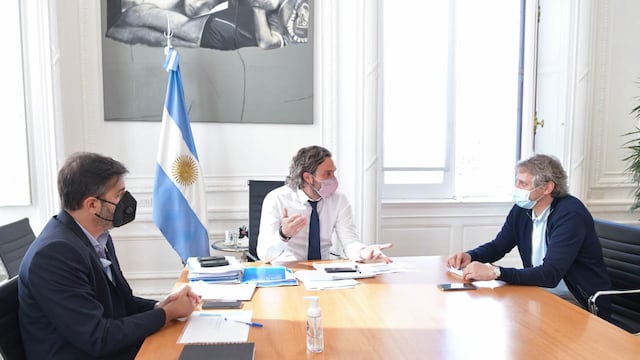Reunión tripartita entre Nación, Ciudad y Provincia en la Casa Rosada por el incesante avance del COVID-19. (Presidencia)