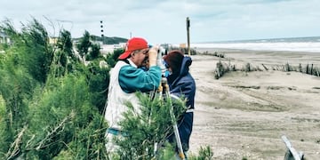 Charla informativa sobre erosión costera en Reta y Orense